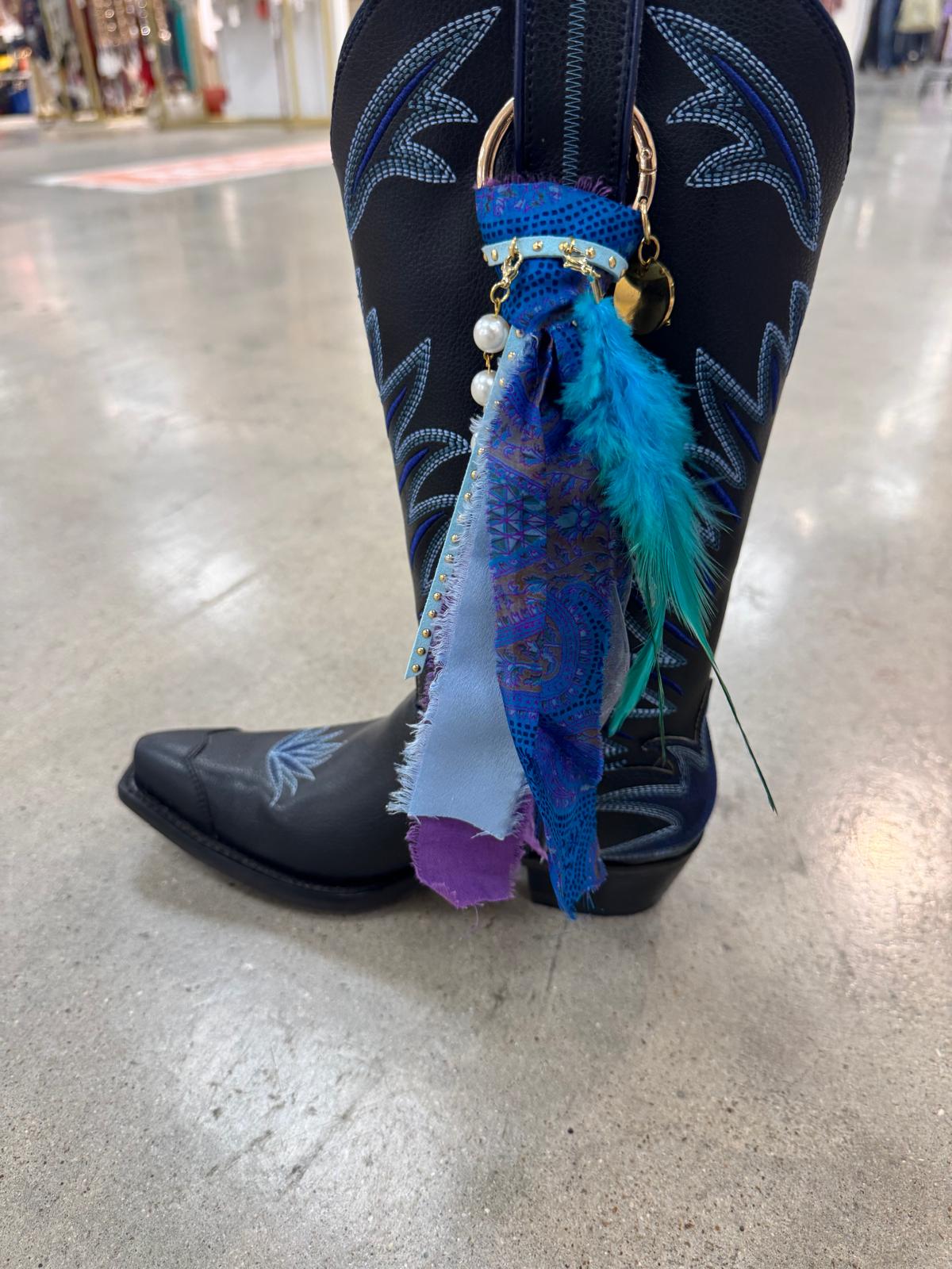 DB Signature Boot Charm- Indigo Sky Feather