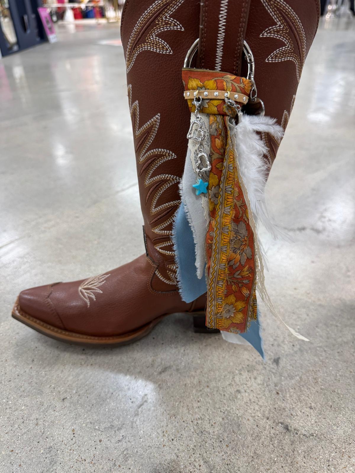 DB Signature Boot Charm- Saddle Riot