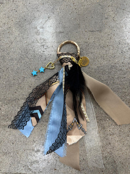 DB Signature Boot Charm- Desert Bone