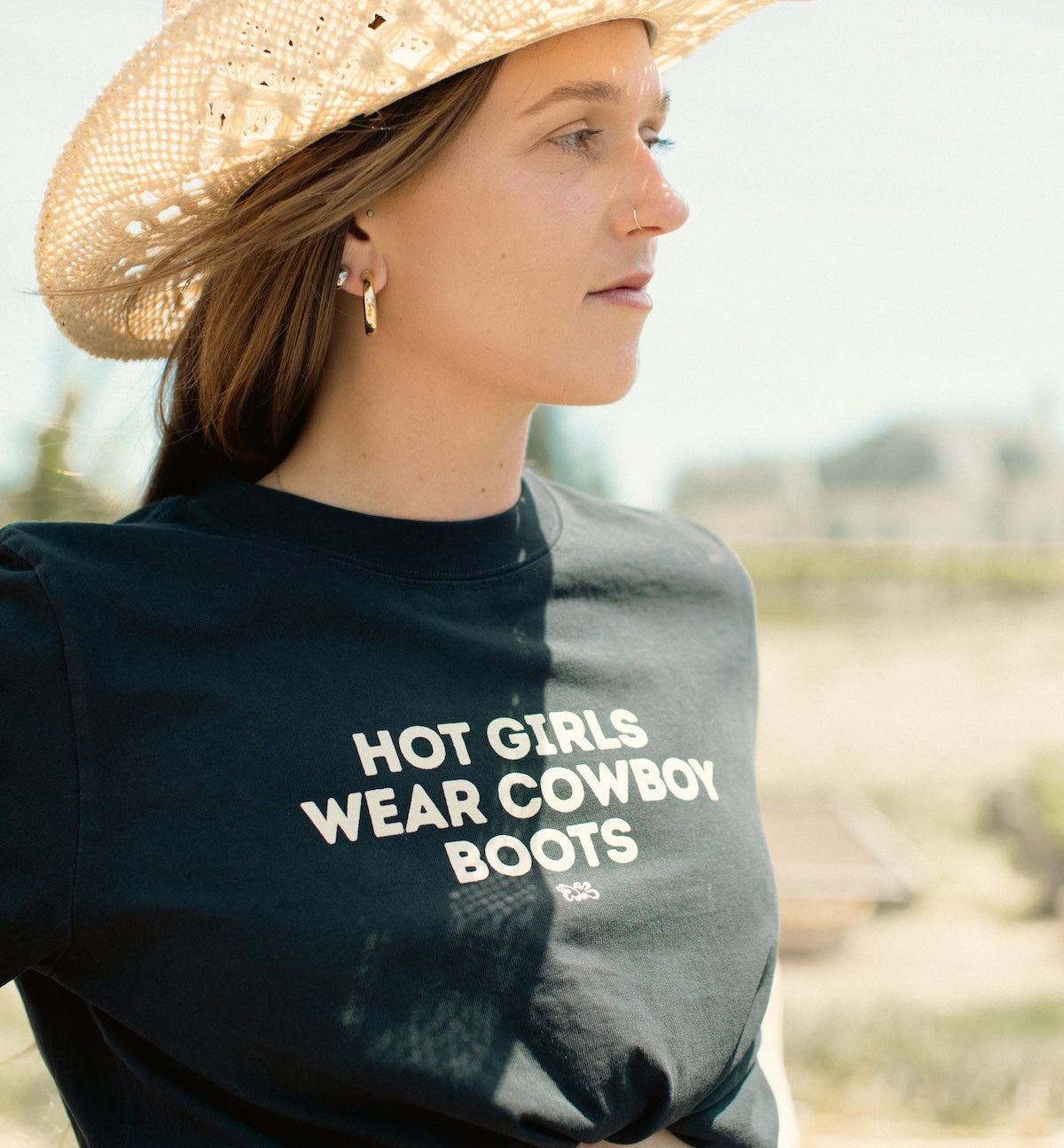 HOT GIRL VINTAGE TEE CHARCOAL