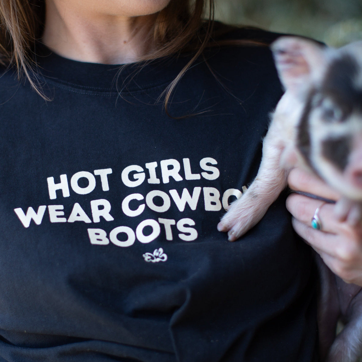 HOT GIRL VINTAGE TEE CHARCOAL