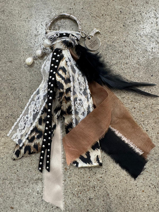 DB Signature Boot Charm- Onyx Leopard