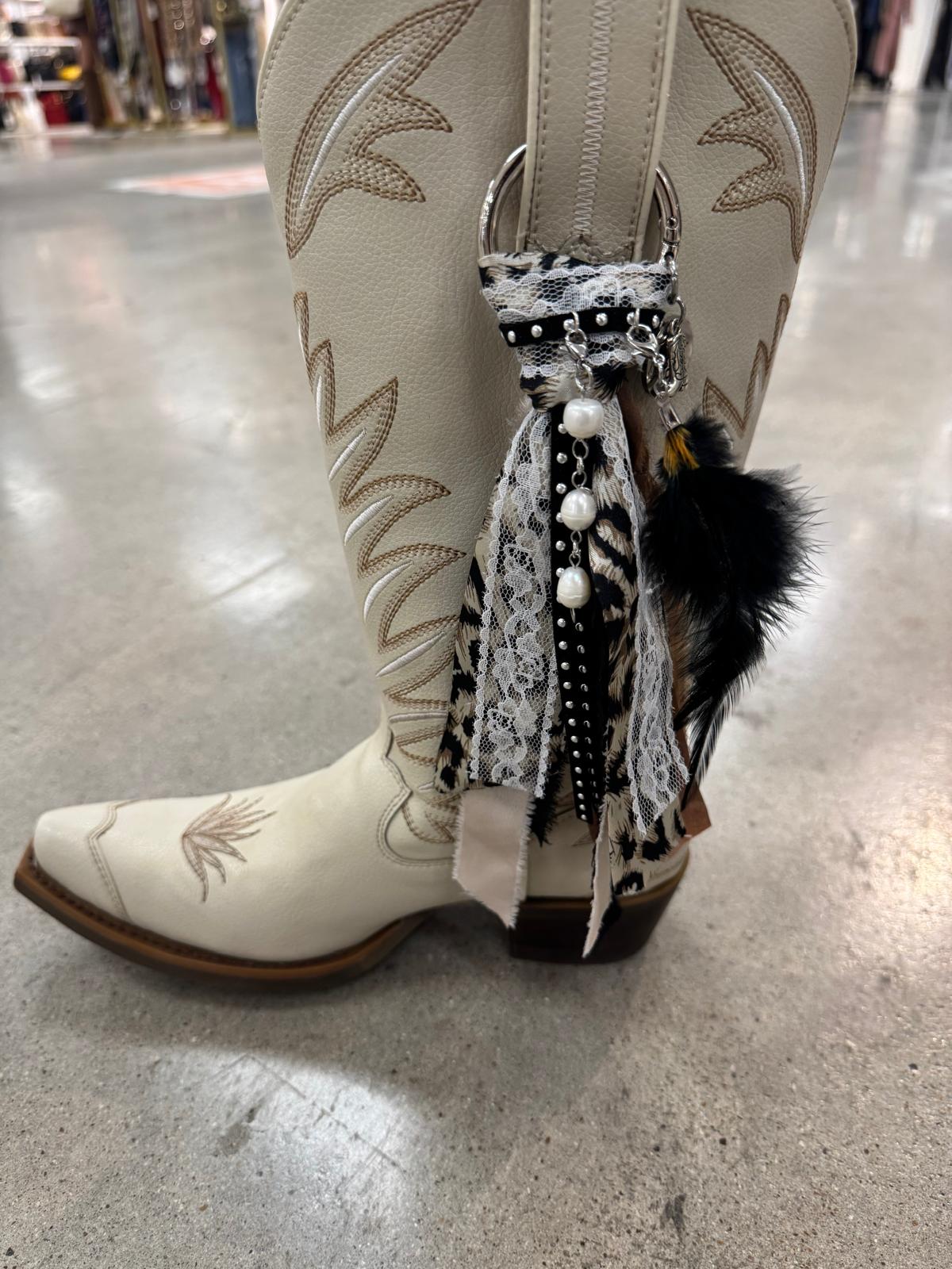 DB Signature Boot Charm- Onyx Leopard