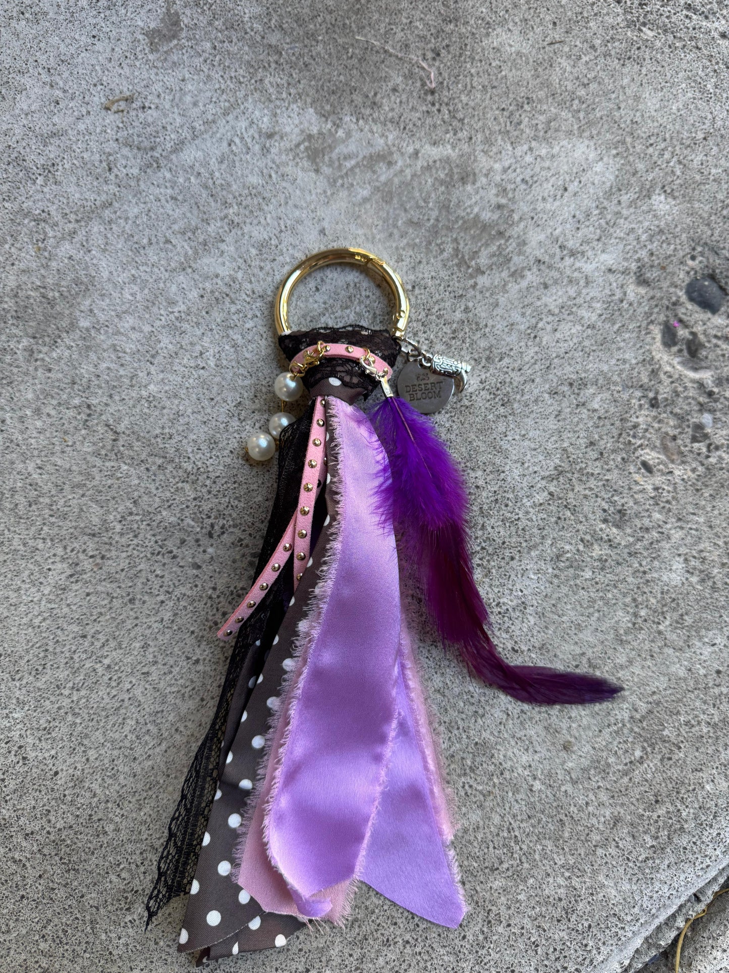 DB Signature Boot Charm - Nomad Feather