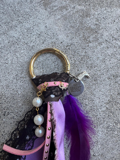 DB Signature Boot Charm - Nomad Feather